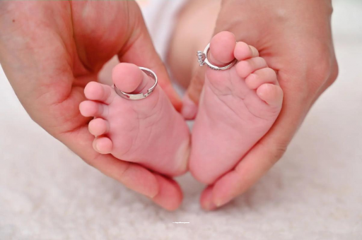 海拉尔宝宝睡觉头上都是汗